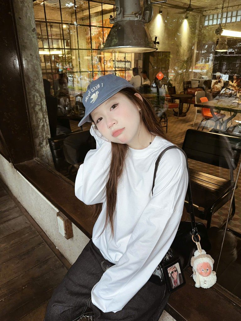 Ảnh cá nhân mới của Hoài Thương